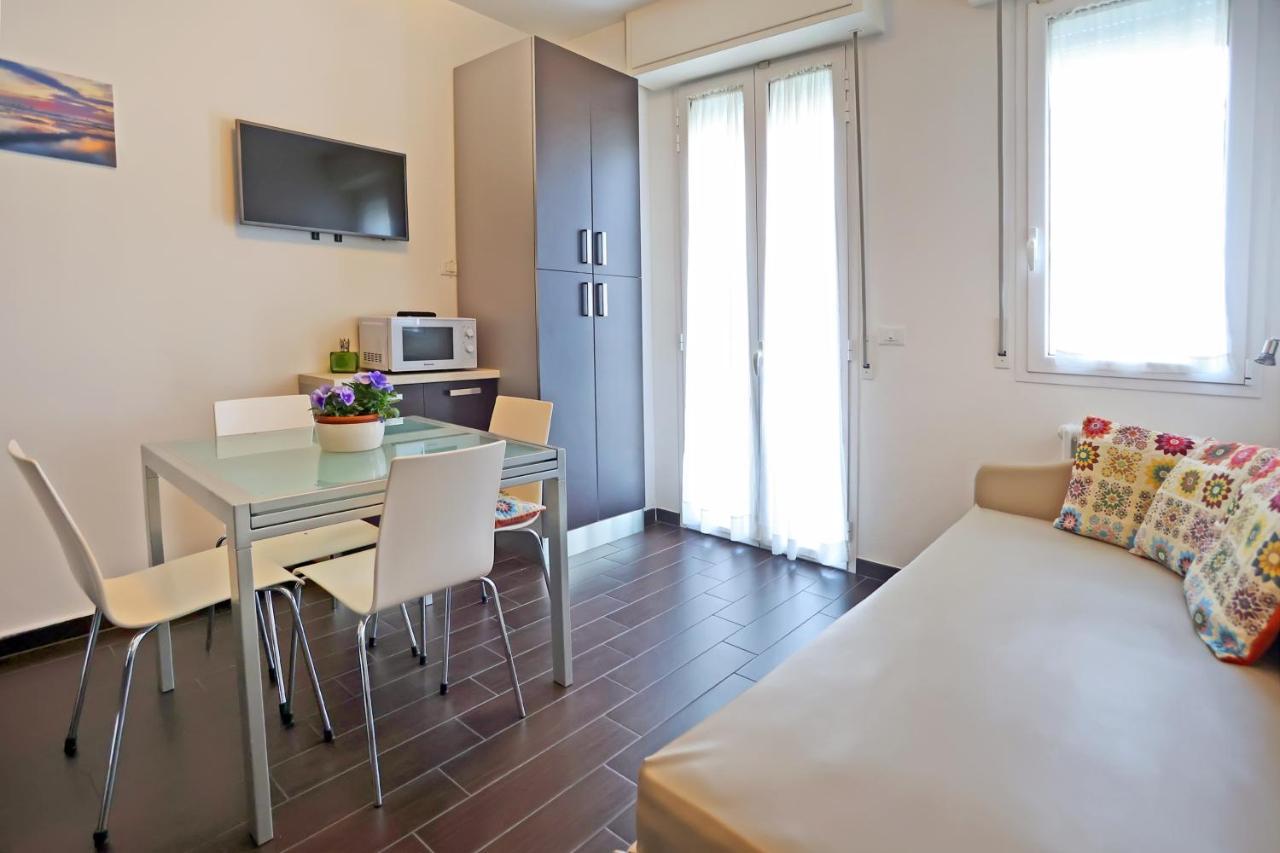 Casa Vacanze Aurora Centro 리미니 외부 사진
